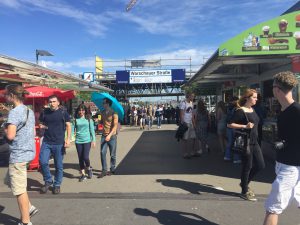 U-Warschauer Straße auf der Warschauer Brücke